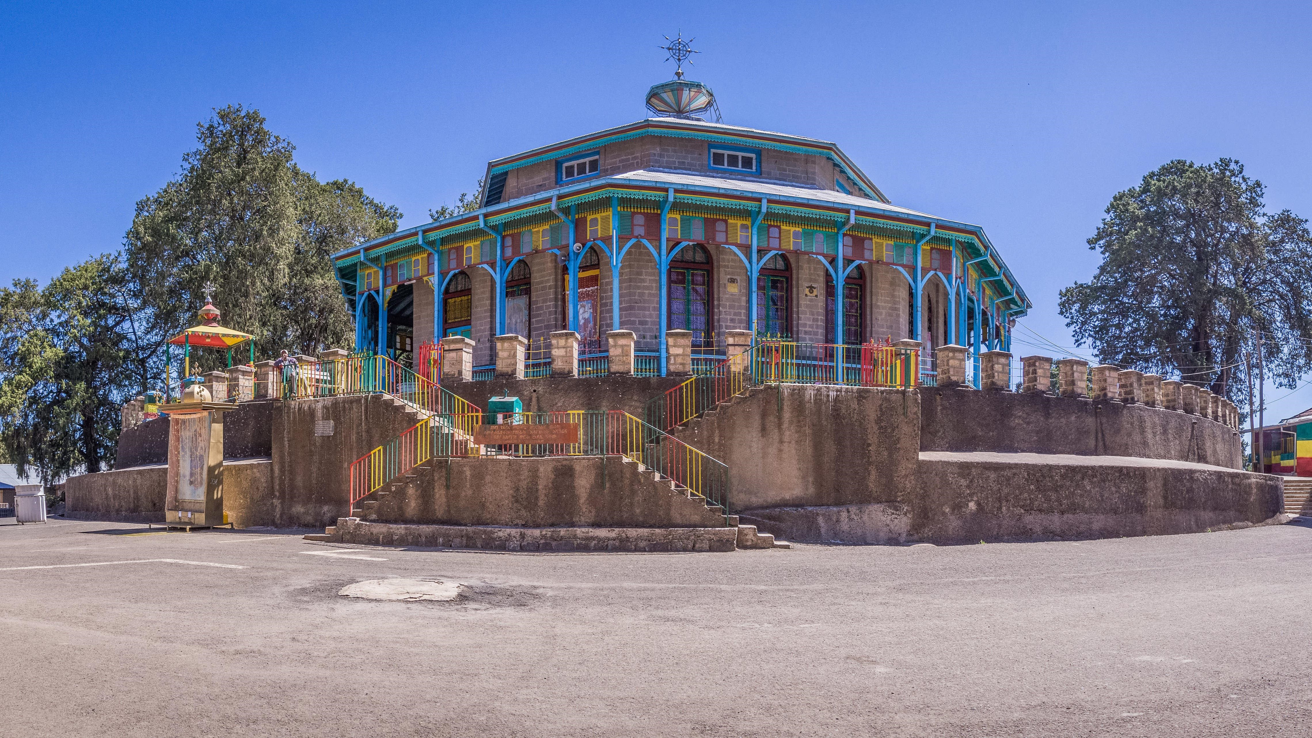 Libre journal de la plus grande France du 23 décembre 2023 : « À la découverte des Églises d&rsquo;Orient : la Russie ; L’Église éthiopienne orthodoxe aujourd&rsquo;hui »