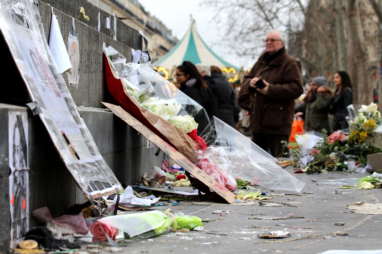 Planches, cases et bulles du 30 décembre 2023 : « La Grande Guerre et le terrorisme »