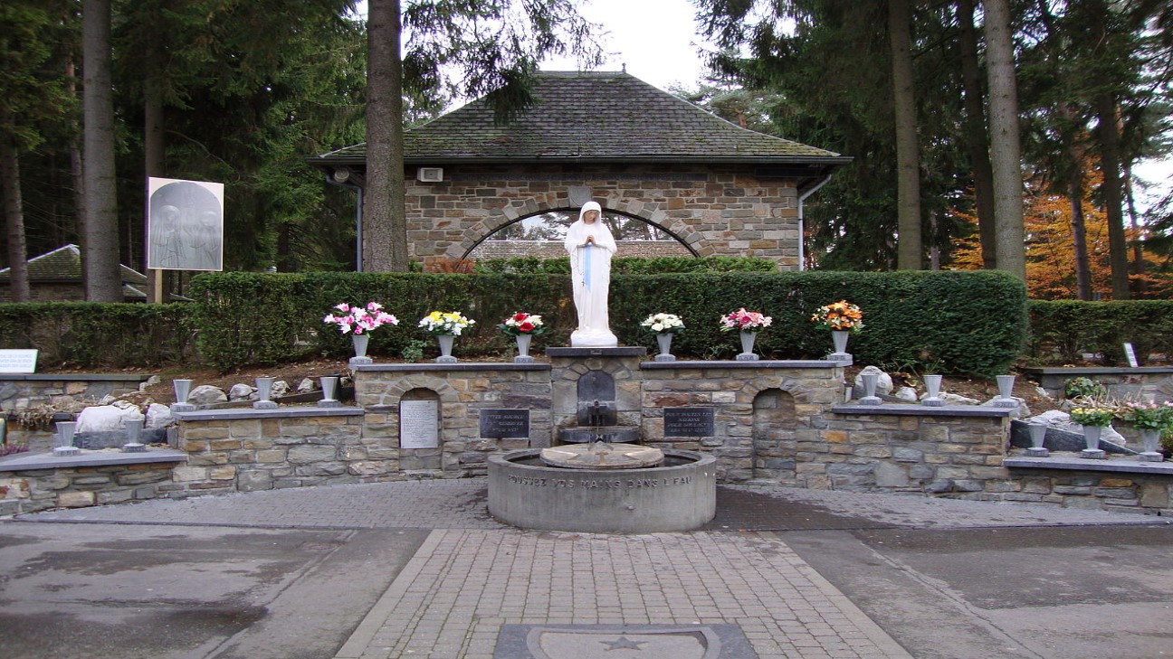 Magnificat du 14 janvier 2024 : « Diffusion extraordinaire de la neuvaine du Père Celeiro ; Yustina : pourquoi ne pas dire Théologienne en vous nommant ? Les apparitions de Banneux »