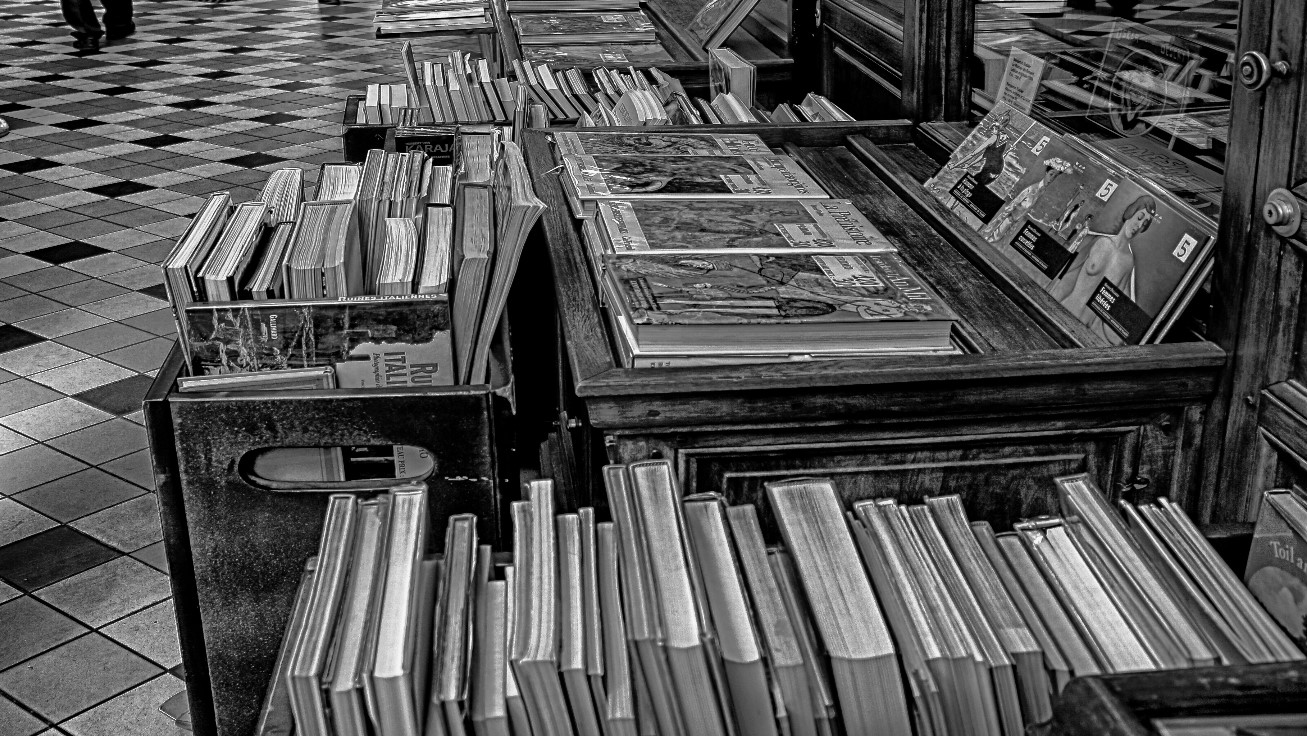 Libre journal des éditeurs du 26 juin 2009 : « Le trentenaire de la collection Bouquins »