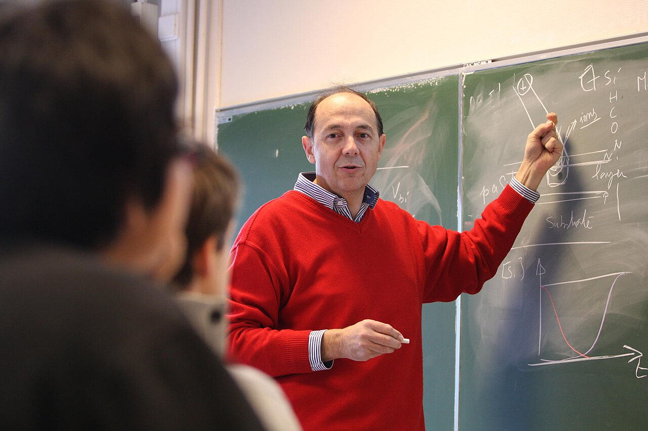 Libre Journal du lundi soir 1/2 du 21 avril 2025 : « Le danger d&rsquo;être professeur dans le secondaire »